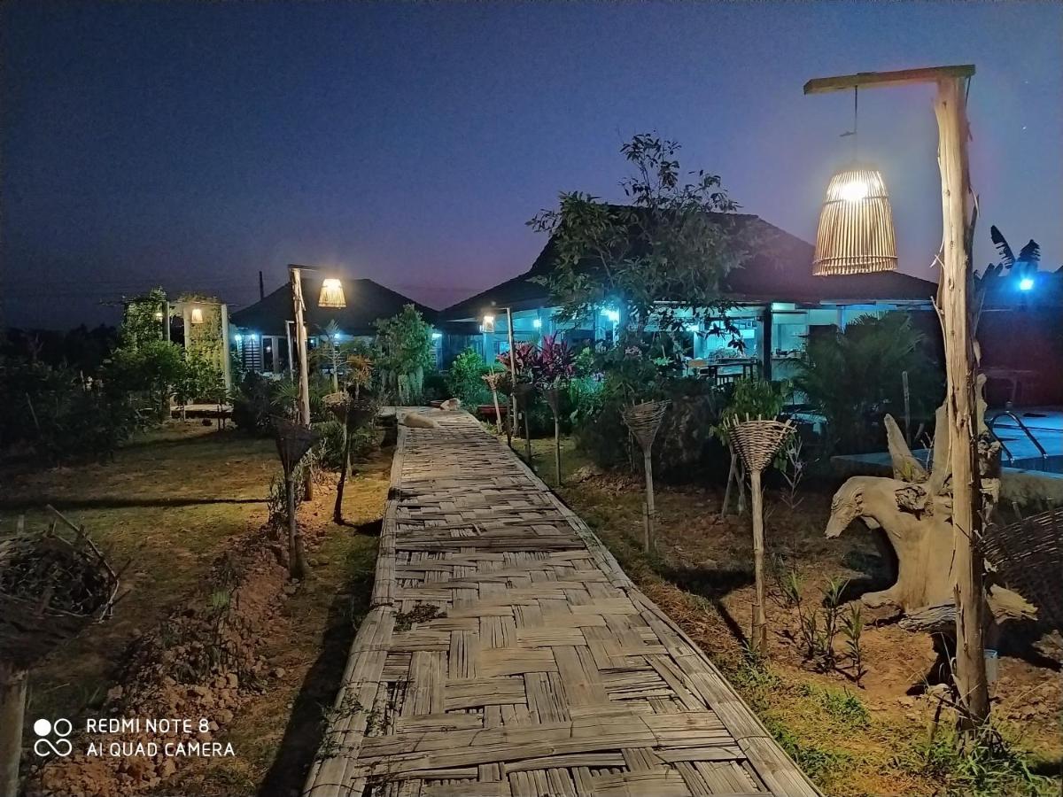 Angels Chambres D'Hotes Rong Sak Exterior foto